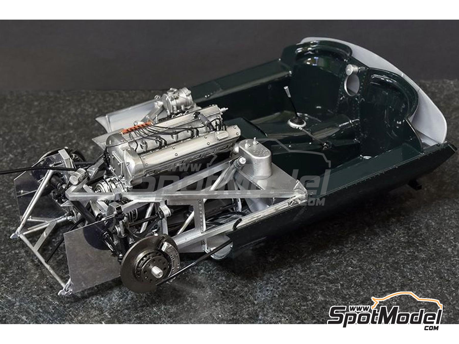 Model Factory Hiro K857: Car scale model kit 1/12 scale